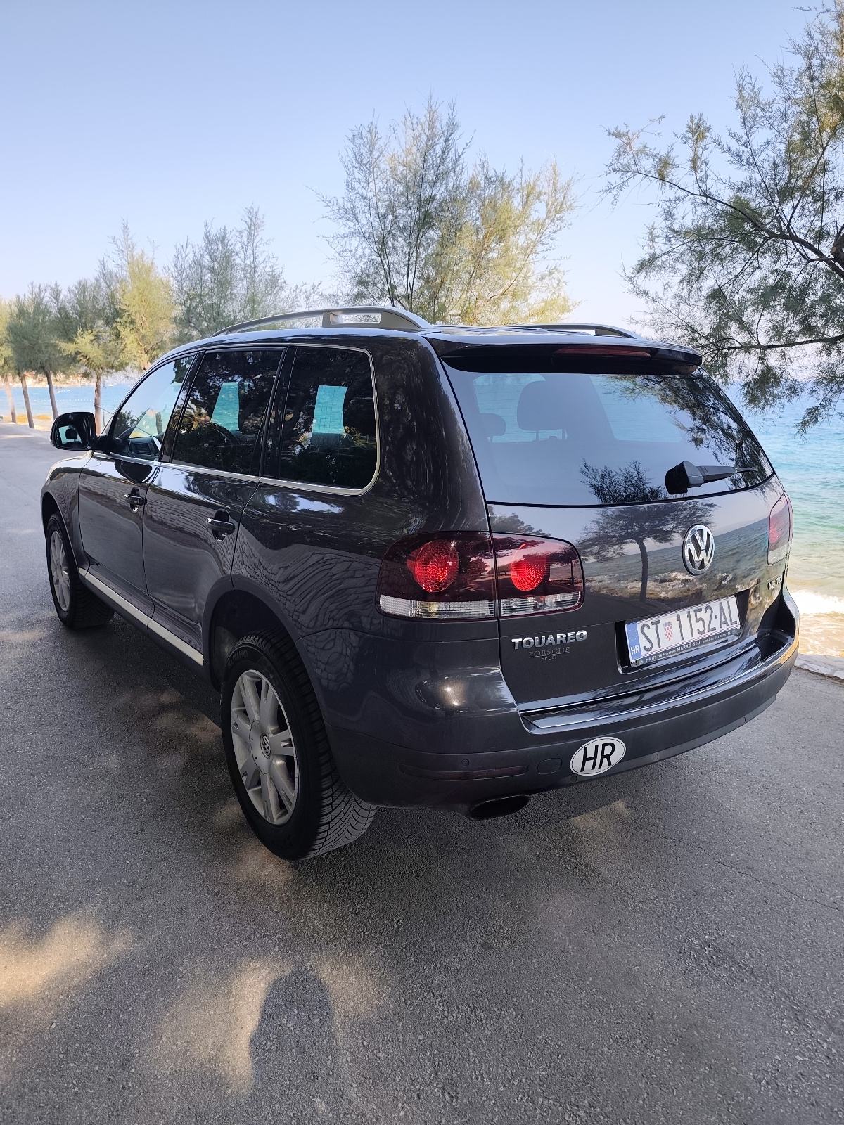 VW Touareg 3,0 V6 TDI automatik, vrhunski očuvan, fotografija 4