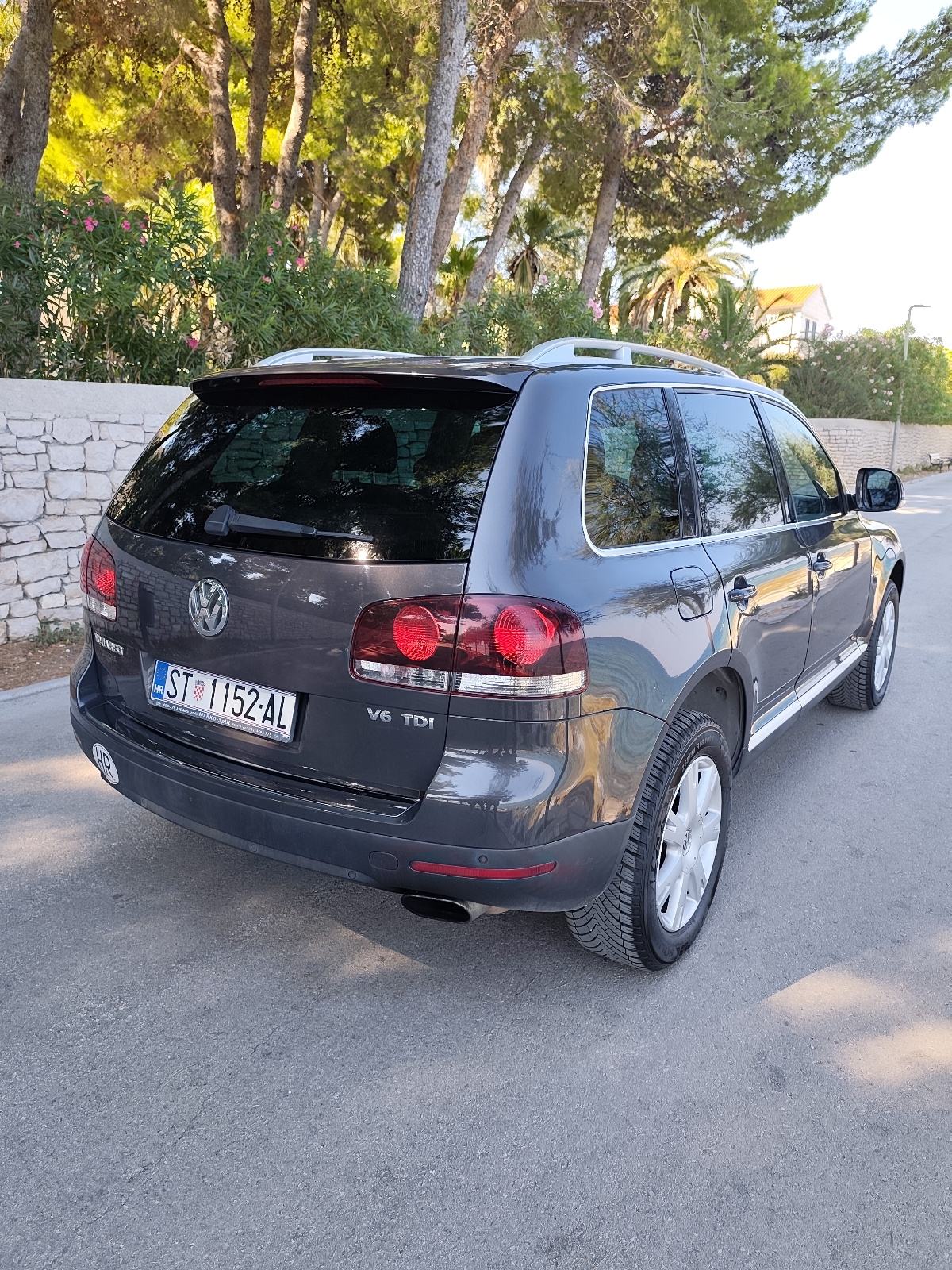 VW Touareg 3,0 V6 TDI automatik, vrhunski očuvan, fotografija 6