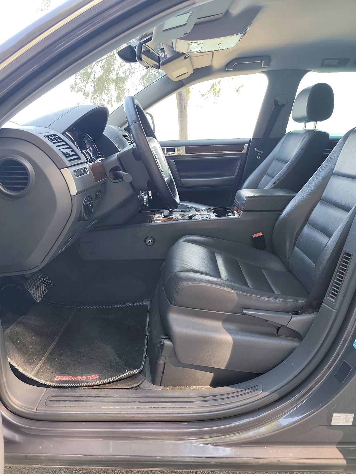VW Touareg 3,0 V6 TDI automatik, vrhunski očuvan, fotografija 14