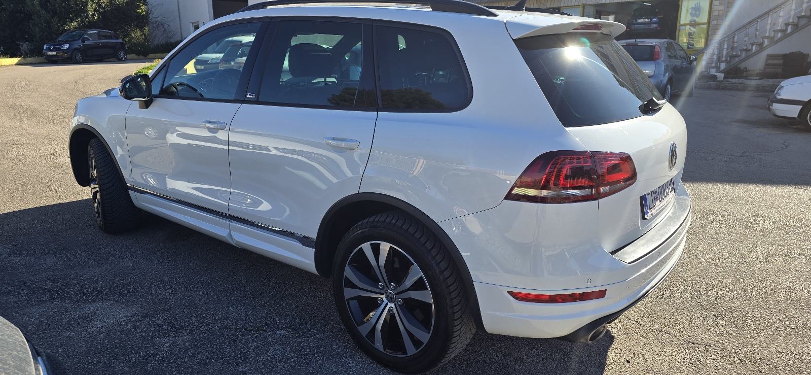 VW Touareg 3,0 V6 TDI BMT, AUTOMATIC, FULL OPREMA, TOP STANJE, fotografija 3