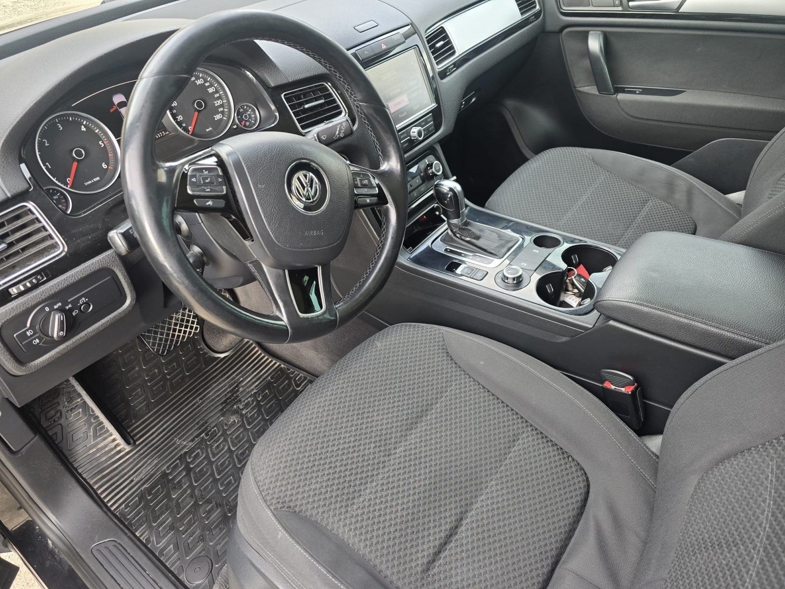 VW Touareg 3,0 V6 TDI automatik, fotografija 6