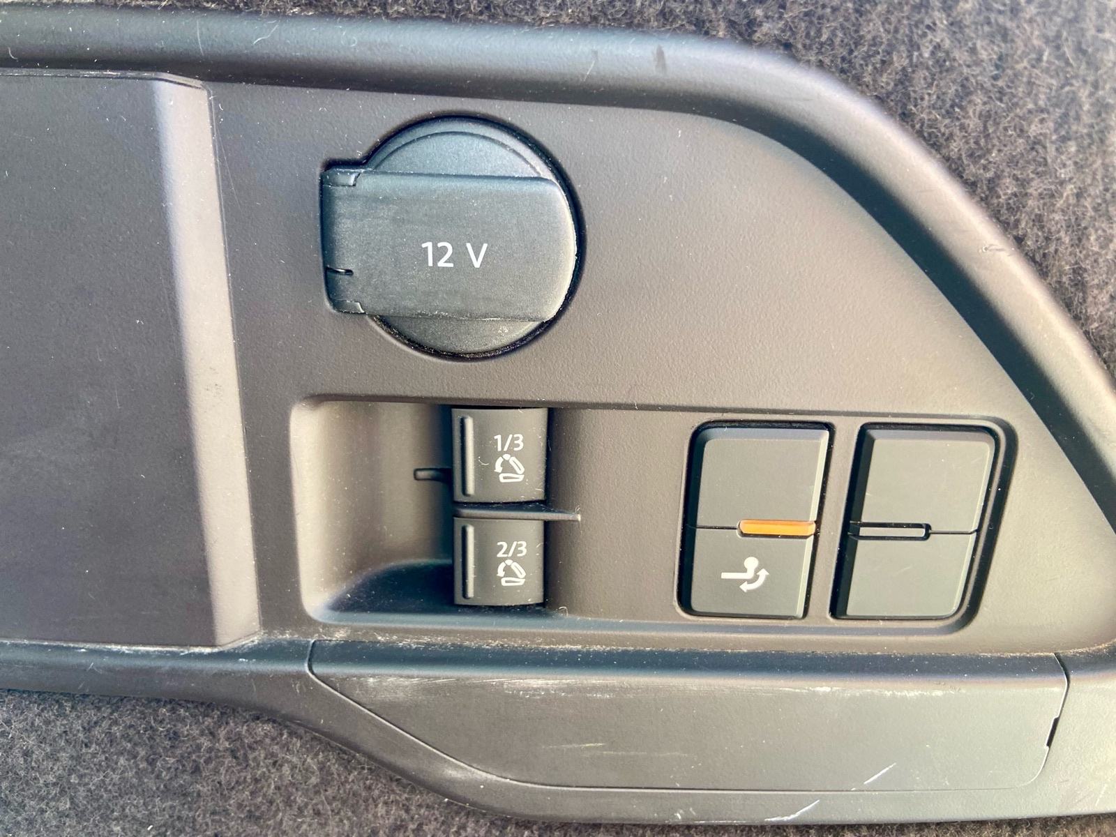 VW Touareg 3,0 V6 TDI R line, fotografija 18