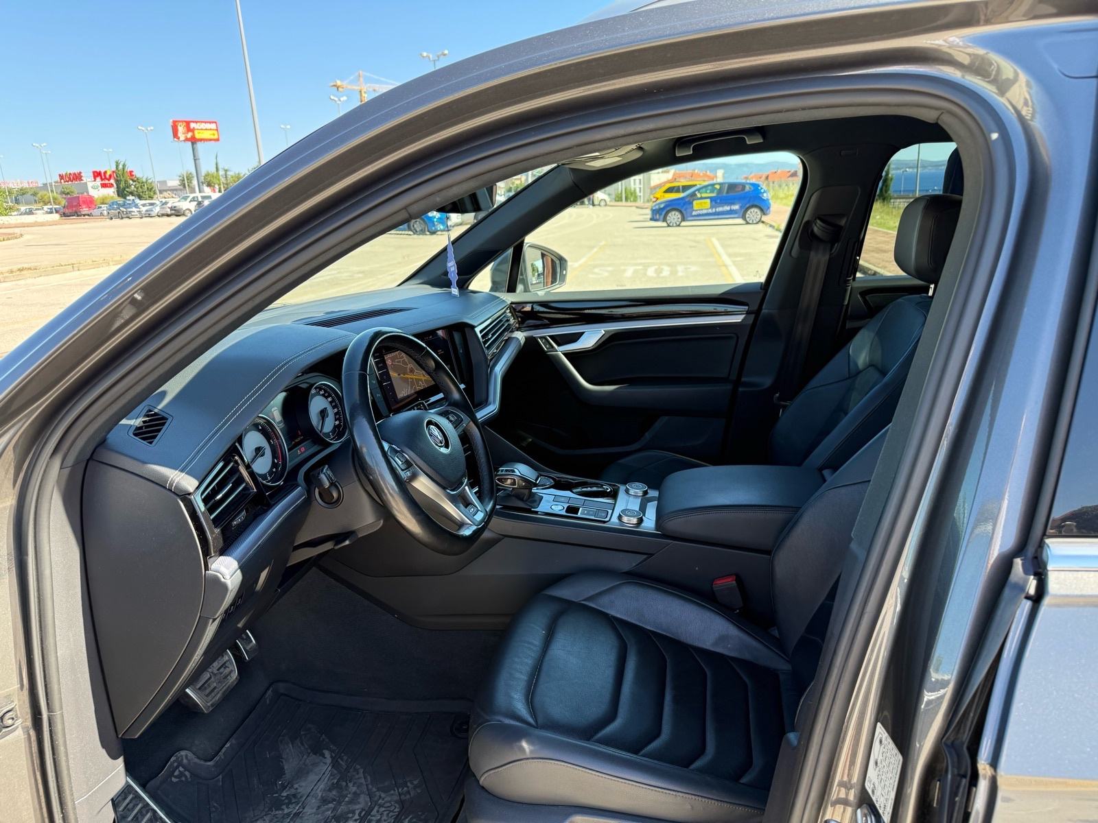 VW Touareg V6 R Line TDI BMT automatik, fotografija 11