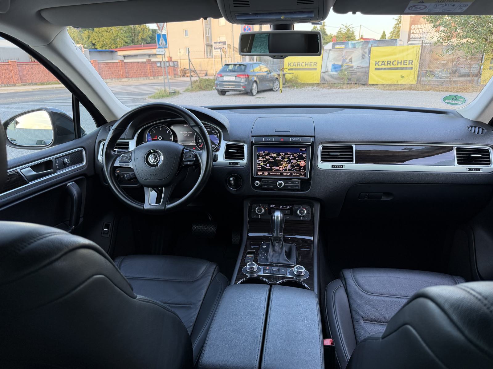 VW Touareg V6 TDI BMT -POTVRDA KM/JAMSTVO-BI XENON-NAVI-LED-NOVI MOD., fotografija 19
