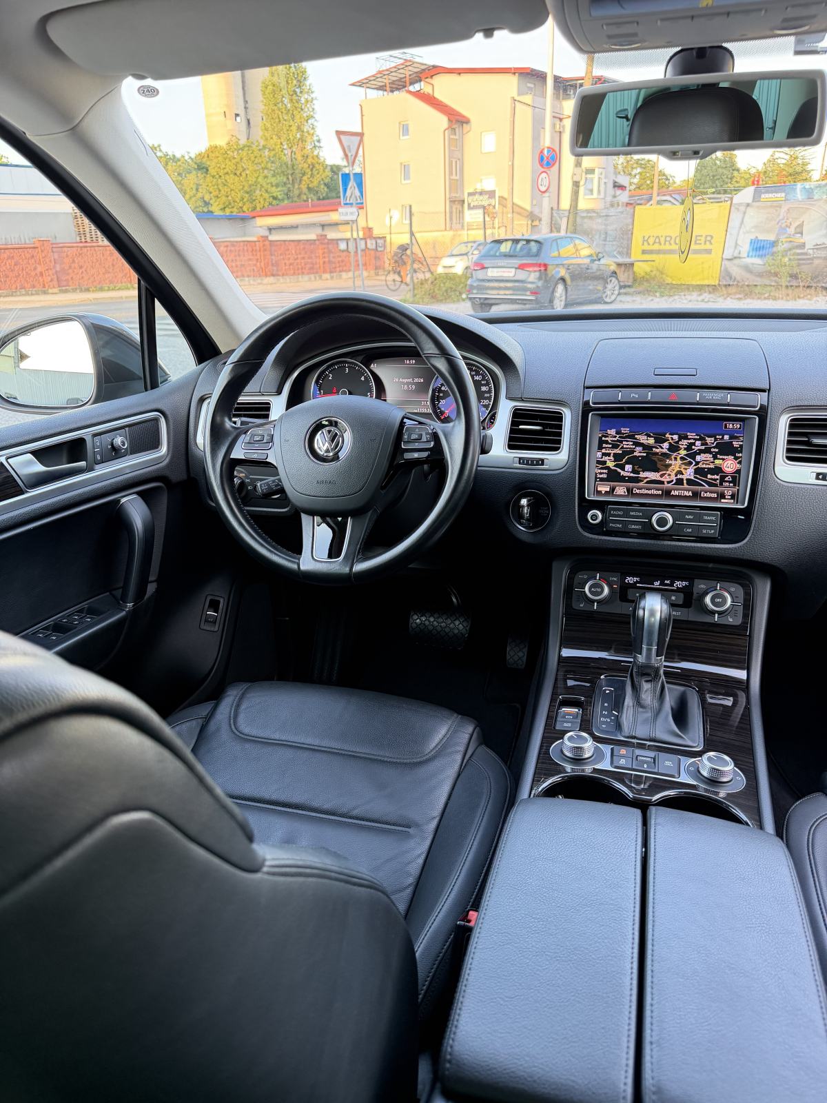 VW Touareg V6 TDI BMT -POTVRDA KM/JAMSTVO-BI XENON-NAVI-LED-NOVI MOD., fotografija 20