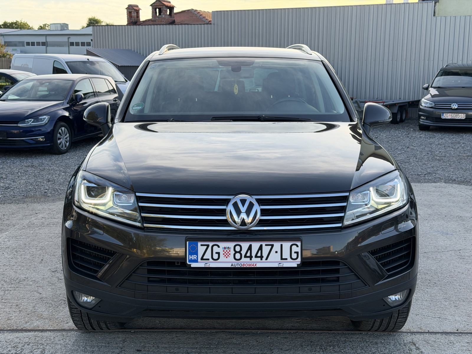VW Touareg V6 TDI BMT -POTVRDA KM/JAMSTVO-BI XENON-NAVI-LED-NOVI MOD., fotografija 2