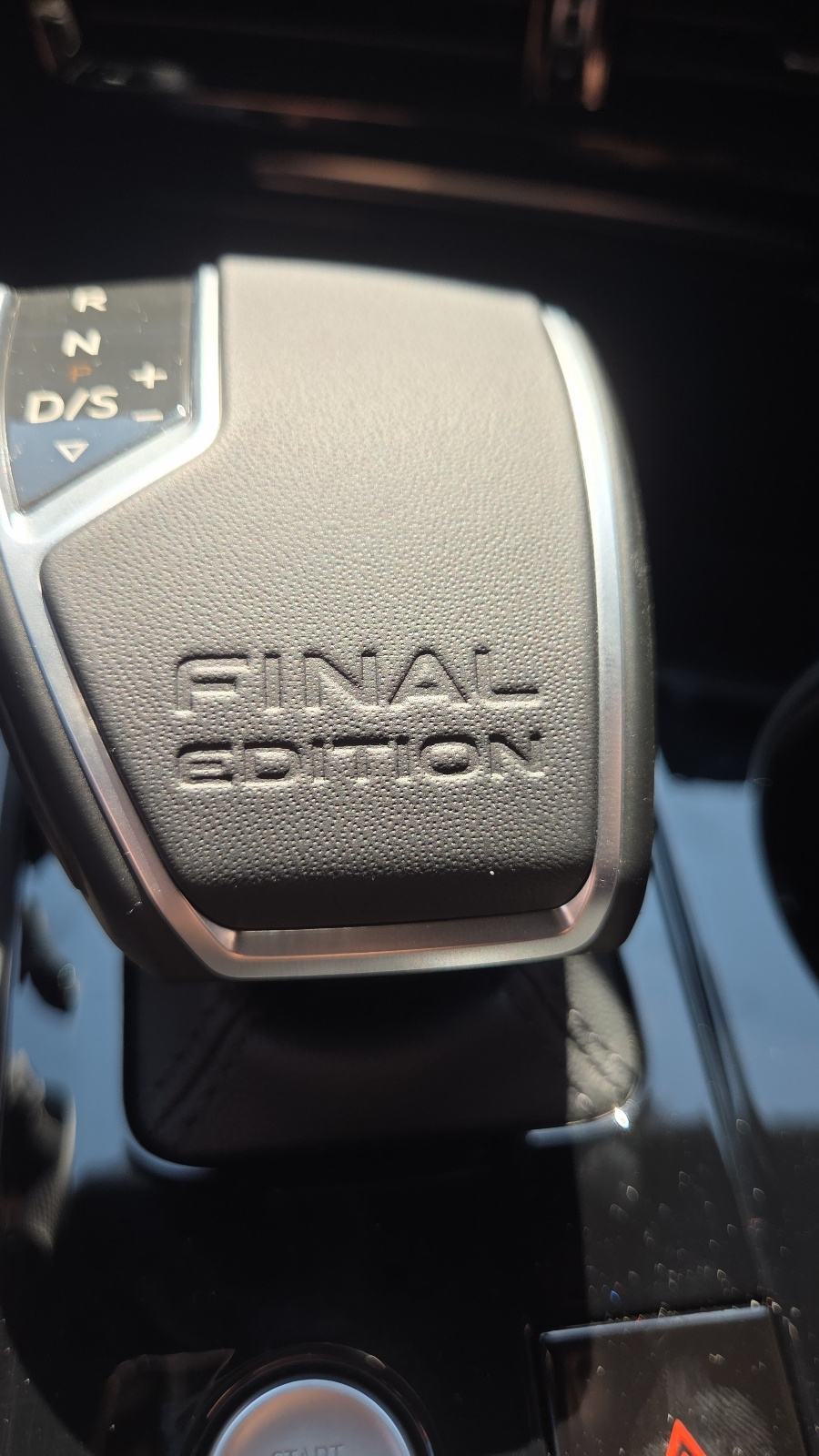 VW Touareg V6 TDI R-LINE FINAL EDITION 4MOTION --2026.g.9km-Novo-, fotografija 18