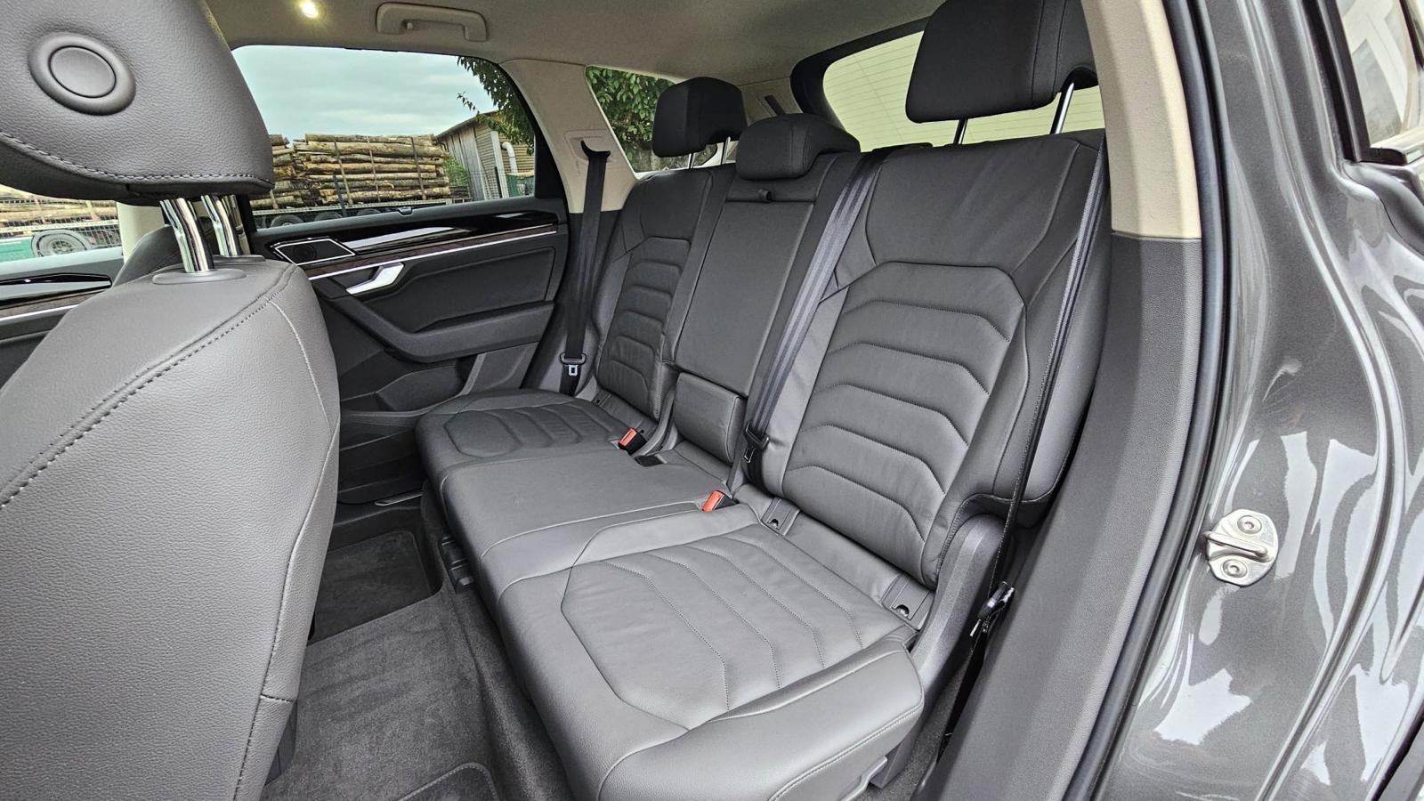 VW Touareg V6 TDI # Rline # Facelift # DyNaudio # Matrix # Radari, fotografija 12