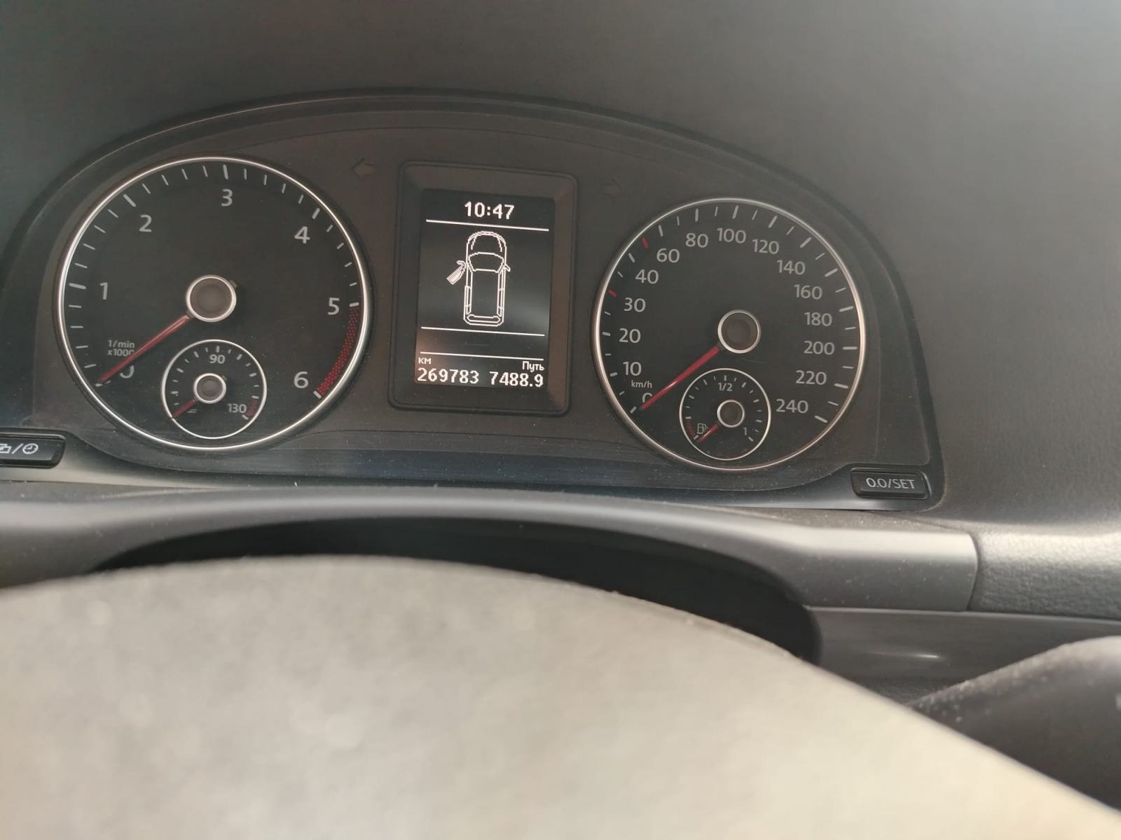 VW Touran 1,6 TDI automatik, fotografija 10