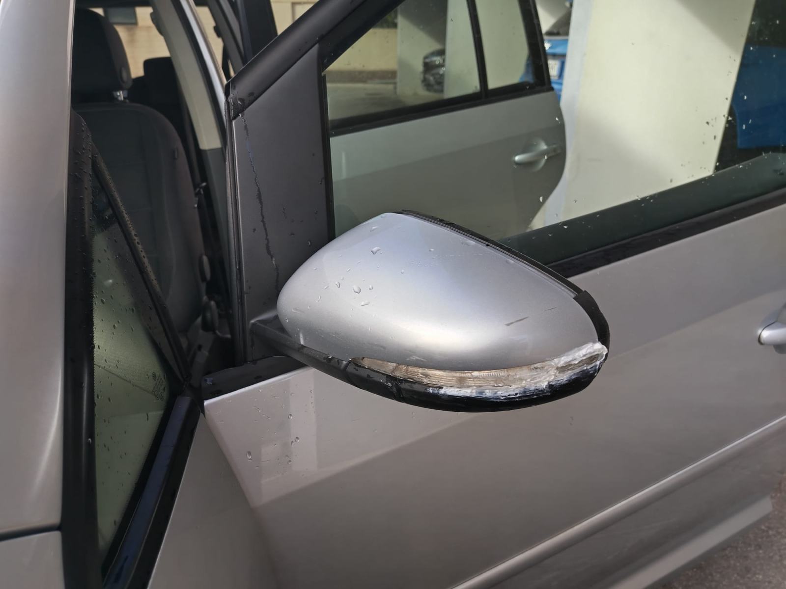 VW Touran 1,6 TDI automatik, fotografija 9