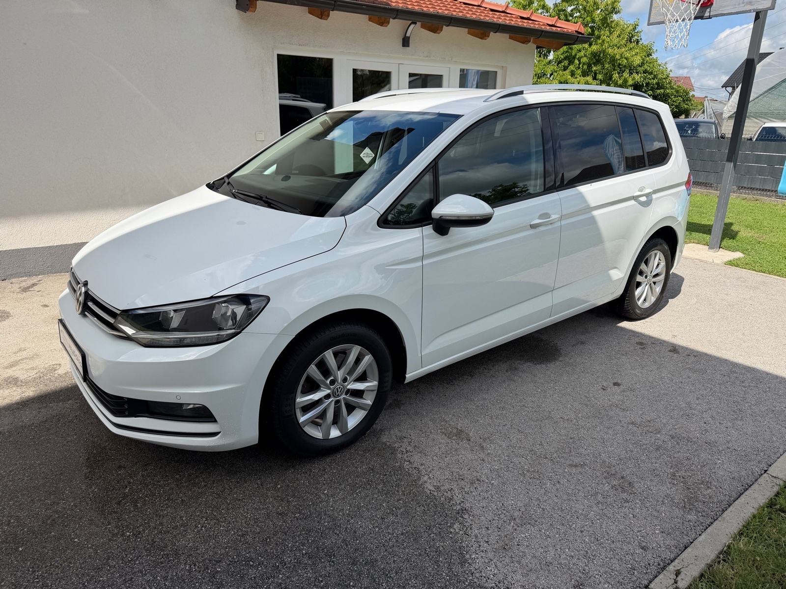 VW Touran 1,6 TDI DSG, fotografija 4