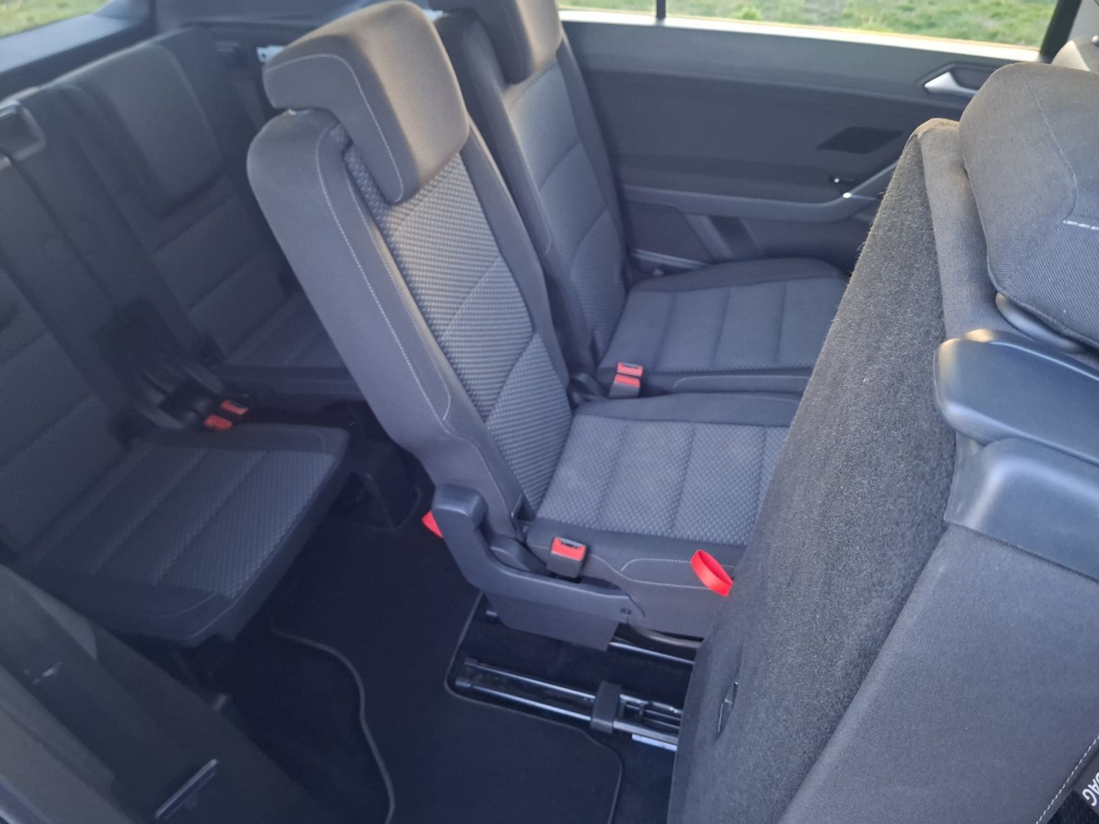 VW Touran 1,6 TDI BMT 7 SJEDALA, PANORAMA, fotografija 17