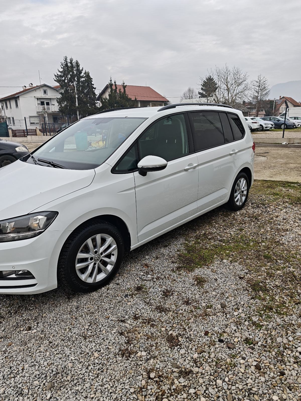 VW Touran 1,6 TDI 85 kw DSG automatik, fotografija 3