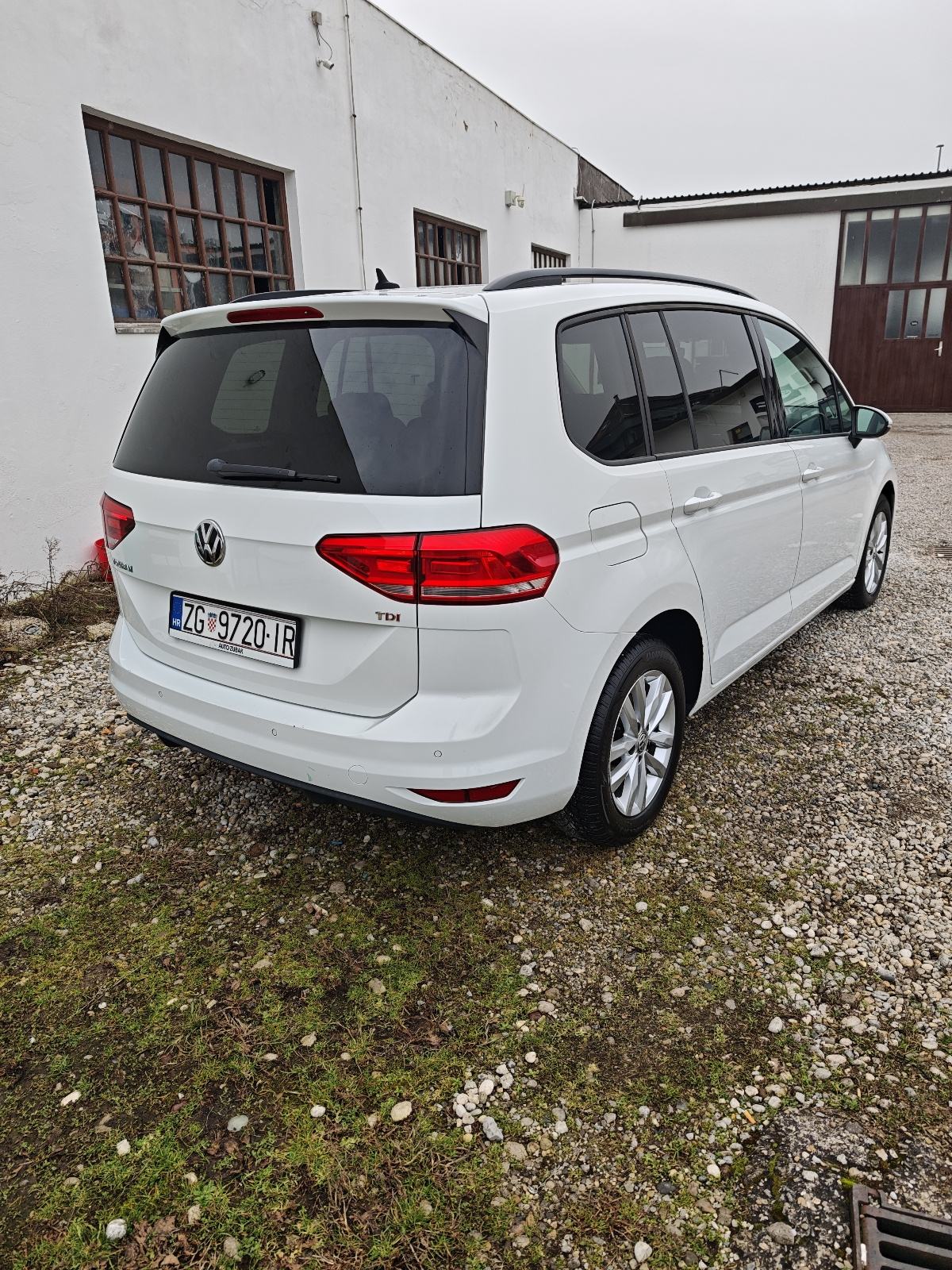 VW Touran 1,6 TDI 85 kw DSG automatik, fotografija 5