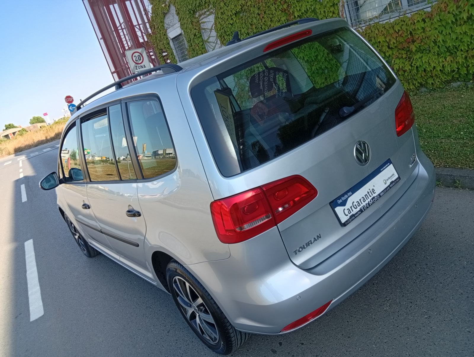 VW Touran 1,6 TDI BMT mod.2017 - 7SJEDALA/ KLIMA/ ALU/ NAVI/ 158 TKM, fotografija 5