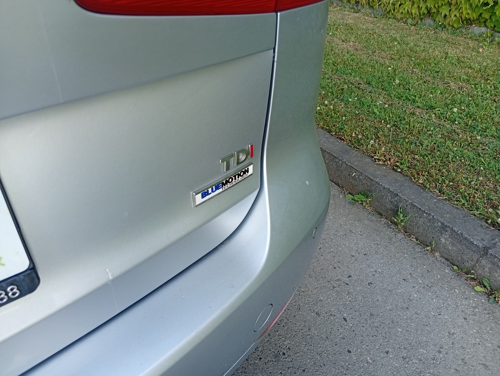 VW Touran 1,6 TDI BMT mod.2017 - 7SJEDALA/ KLIMA/ ALU/ NAVI/ 158 TKM, fotografija 8