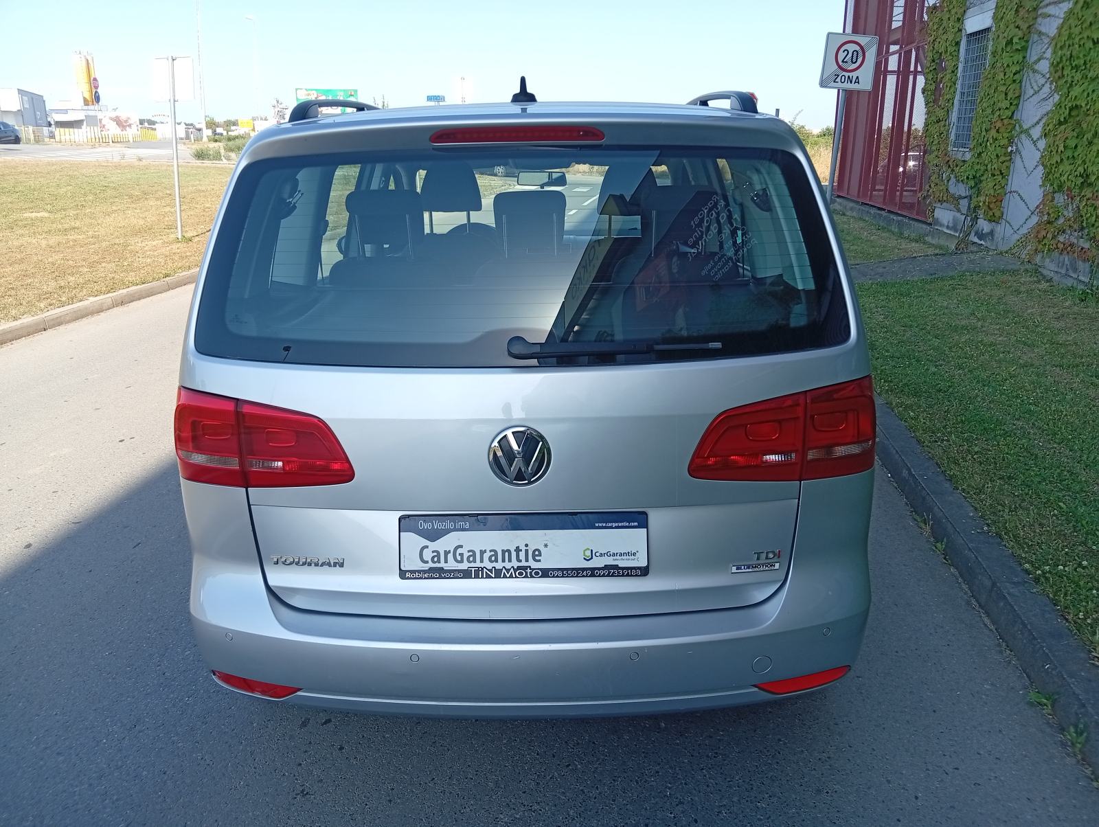 VW Touran 1,6 TDI BMT mod.2017 - 7SJEDALA/ KLIMA/ ALU/ NAVI/ 158 TKM, fotografija 3