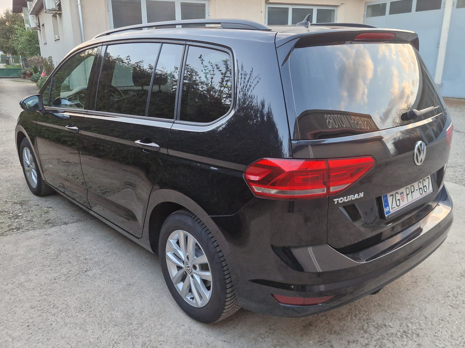 VW Touran 1,6 TDI Blumotion, fotografija 5