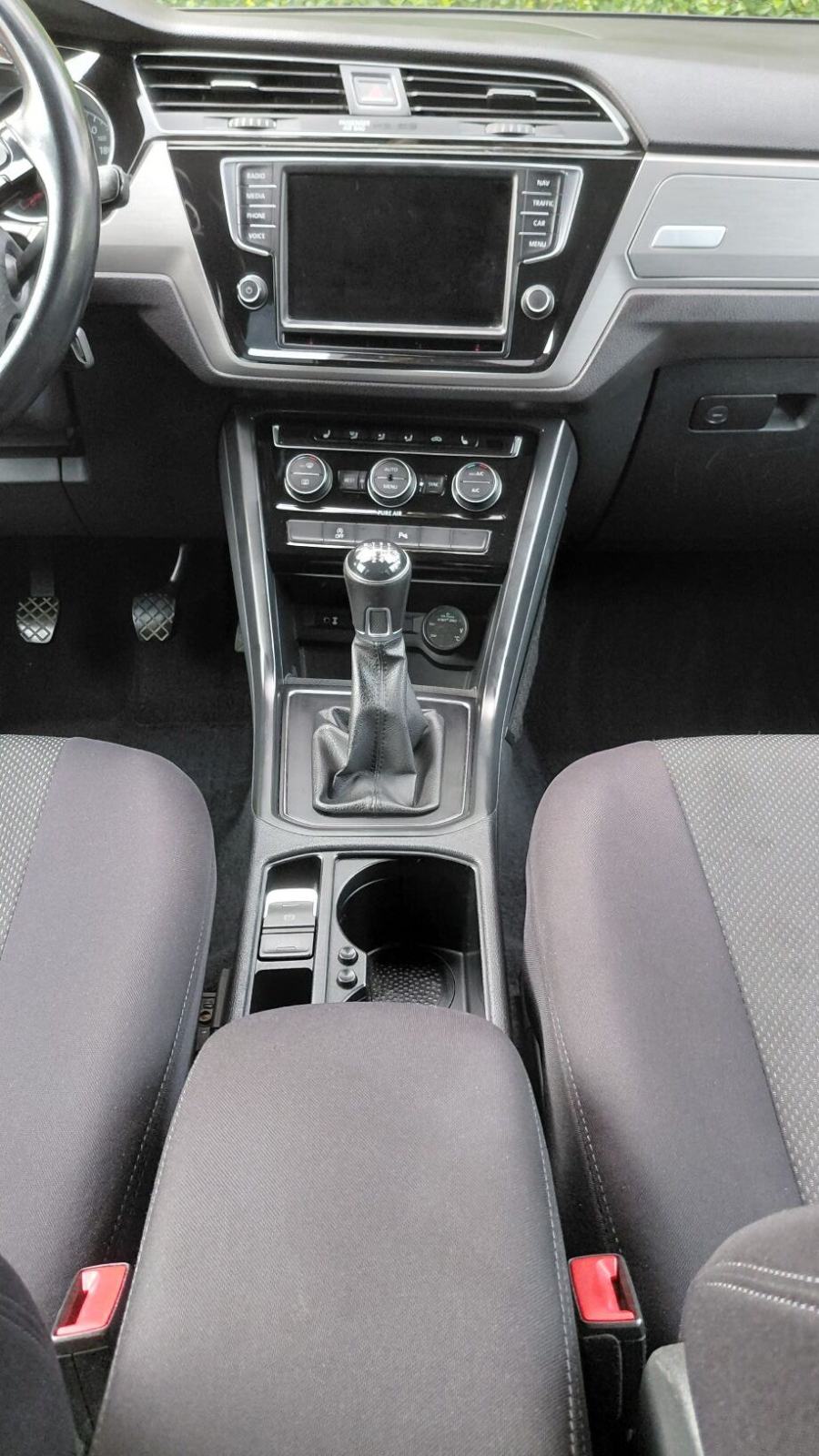 VW Touran 1,6 TDI BMT, fotografija 11