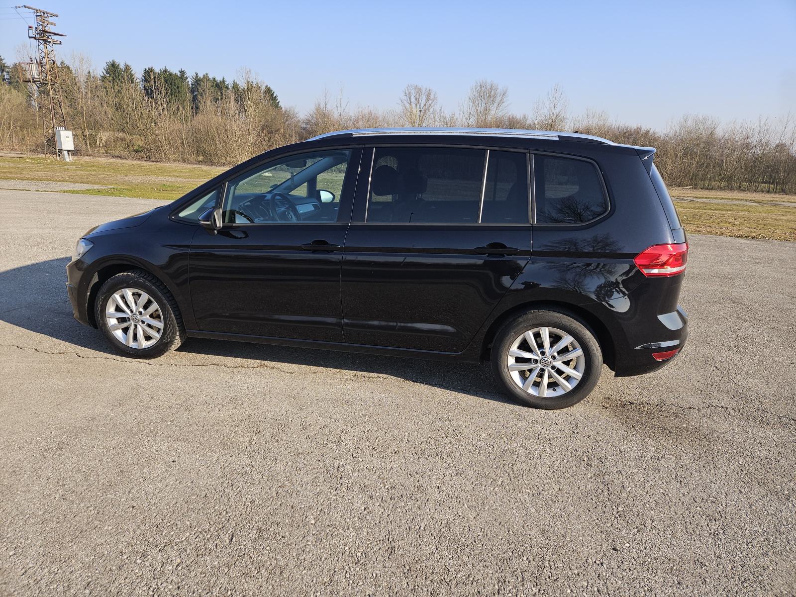 VW Touran 1,6 TDI DSG 7 sjedala PRILIKA, fotografija 4