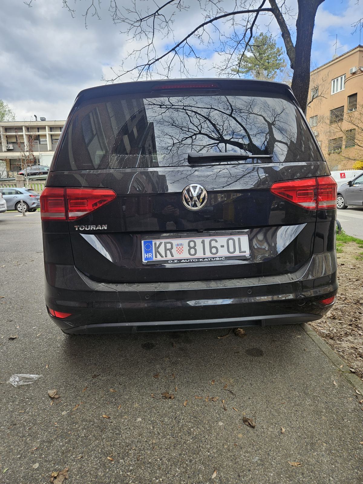 VW Touran 1,6 TDI DSG 7 sjedala PRILIKA, fotografija 19