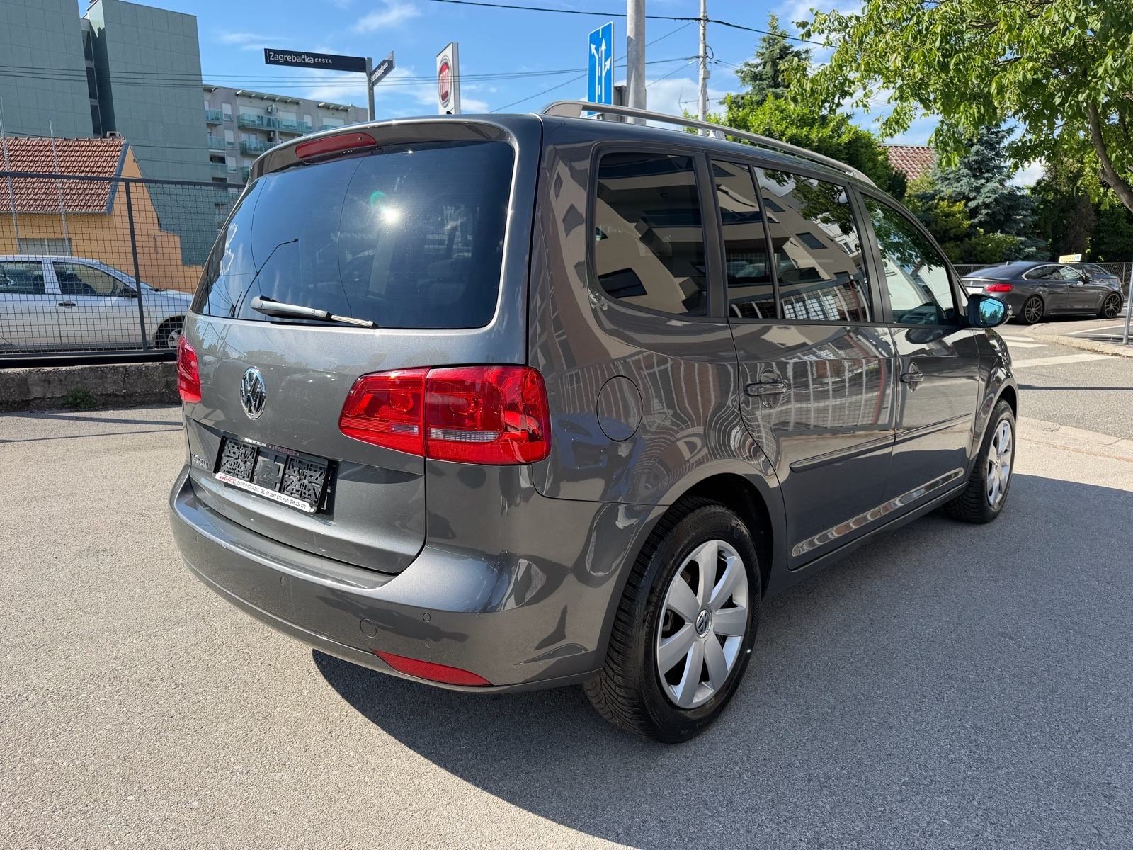 VW Touran 1,6 TDI DSG COMFORTLINE, fotografija 5