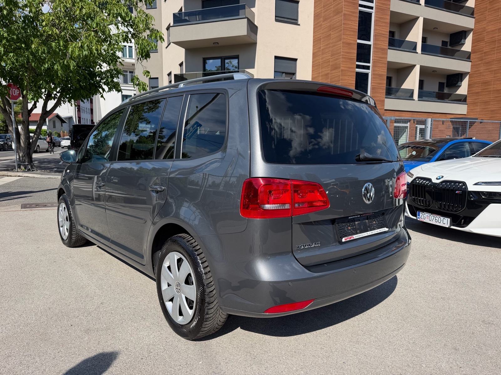 VW Touran 1,6 TDI DSG COMFORTLINE, fotografija 7