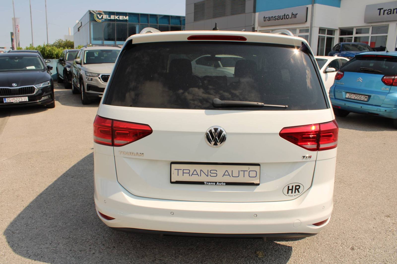 VW Touran 1.6 TDi DSG *NAVIGACIJA, KAMERA*, fotografija 6