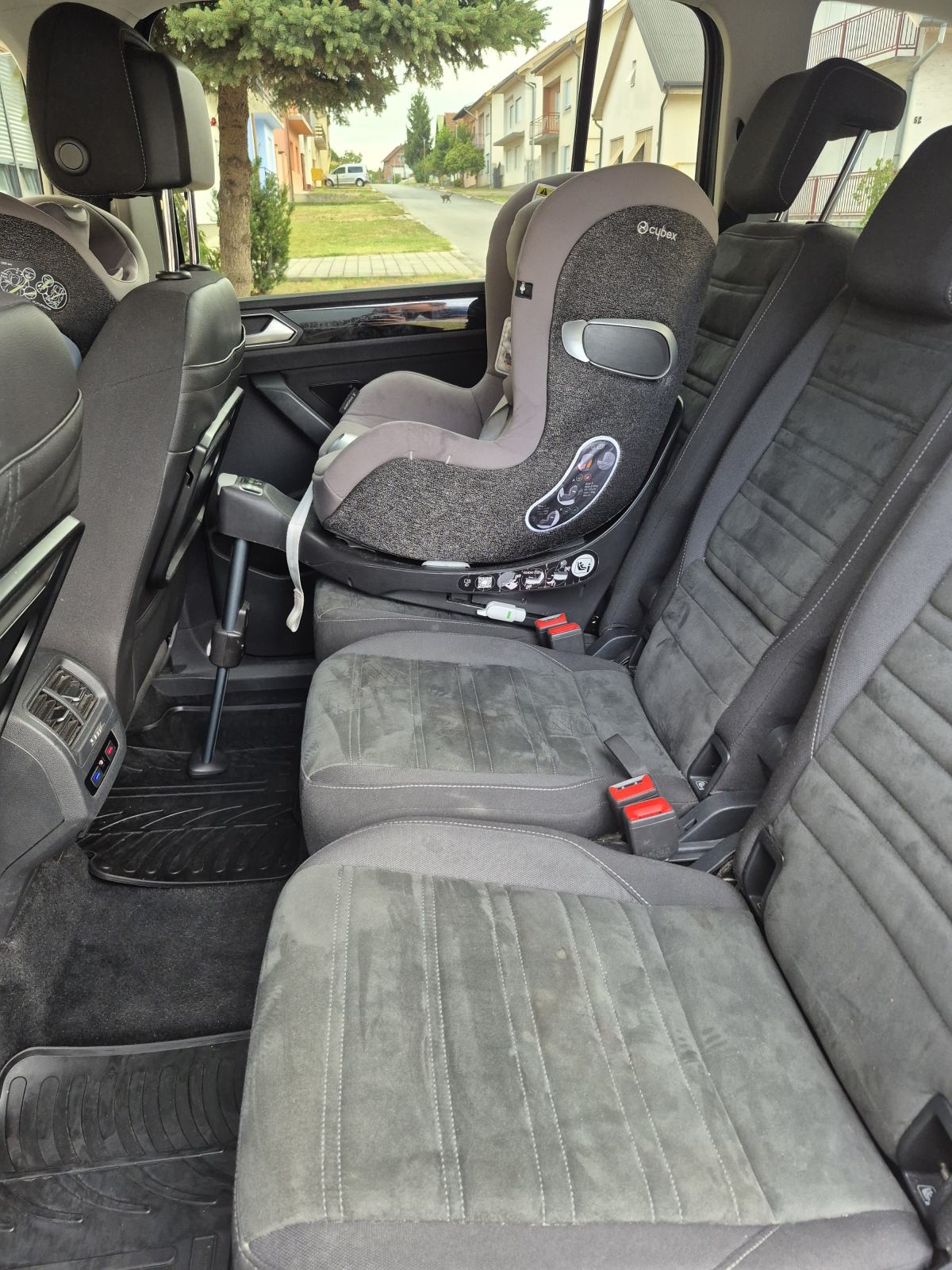 VW Touran 1.6 Tdi Highline, TOP, fotografija 12