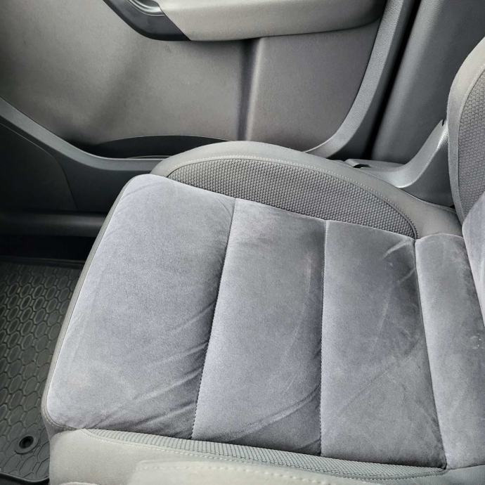 VW Touran 1,6 TDI DSG, fotografija 10