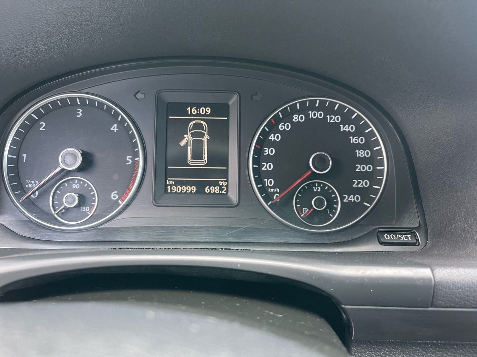 VW Touran 1,6 TDI 7 SJEDALA !!, fotografija 9