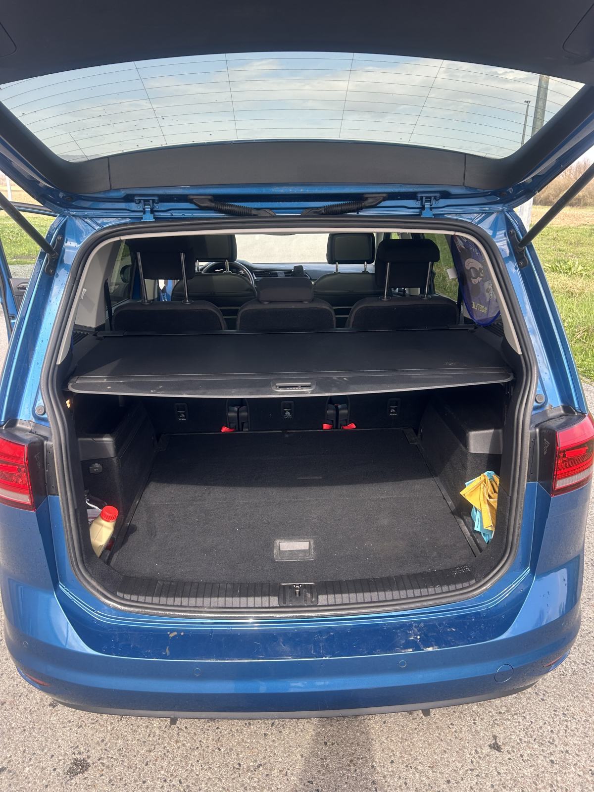 VW Touran 1,6 TDI 2018 GOD 06/2027 Reg Panorama, fotografija 11
