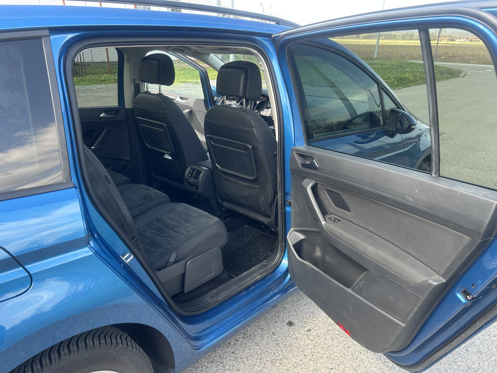 VW Touran 1,6 TDI 2018 GOD 06/2027 Reg Panorama, fotografija 12