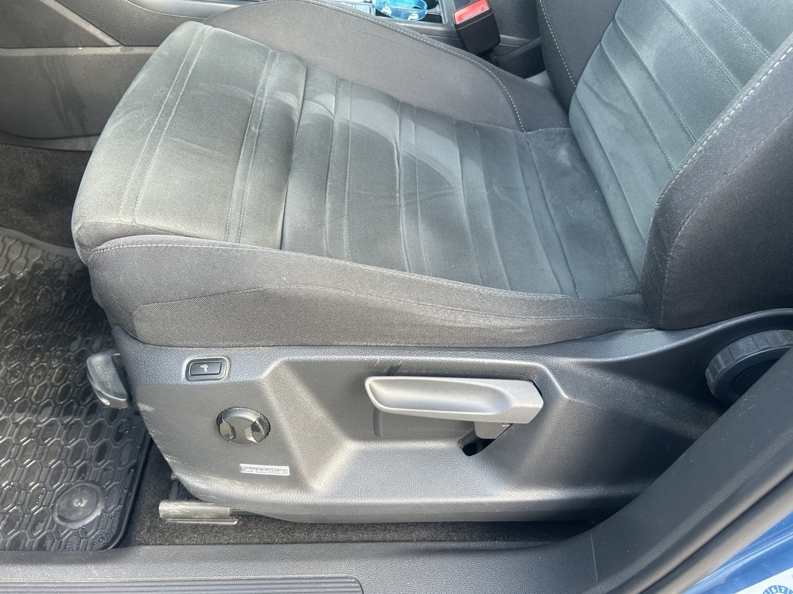 VW Touran 1,6 TDI 2018 GOD 06/2027 Reg Panorama, fotografija 15
