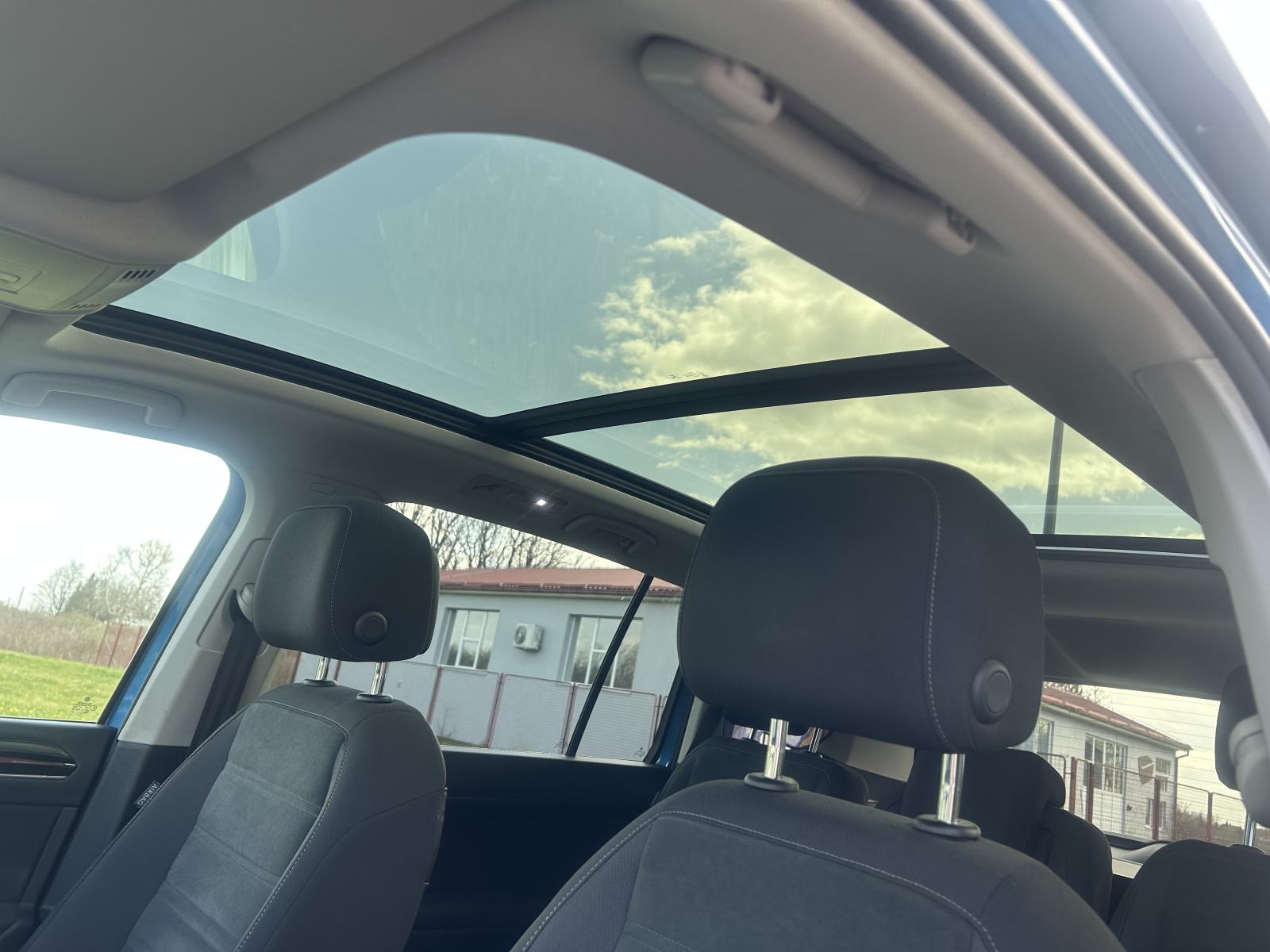 VW Touran 1,6 TDI 2018 GOD 06/2027 Reg Panorama, fotografija 16