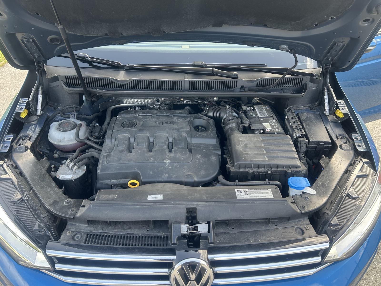 VW Touran 1,6 TDI 2018 GOD 06/2027 Reg Panorama, fotografija 18