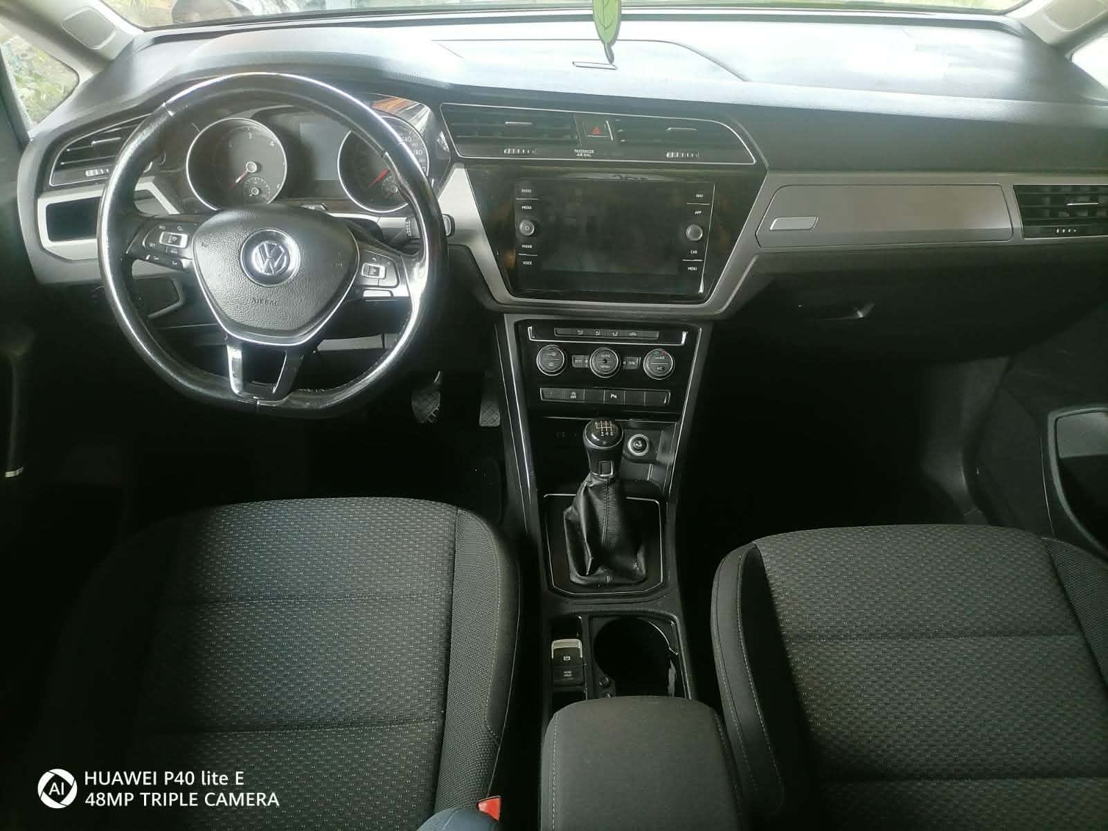 VW Touran 1,6 TDI, fotografija 10