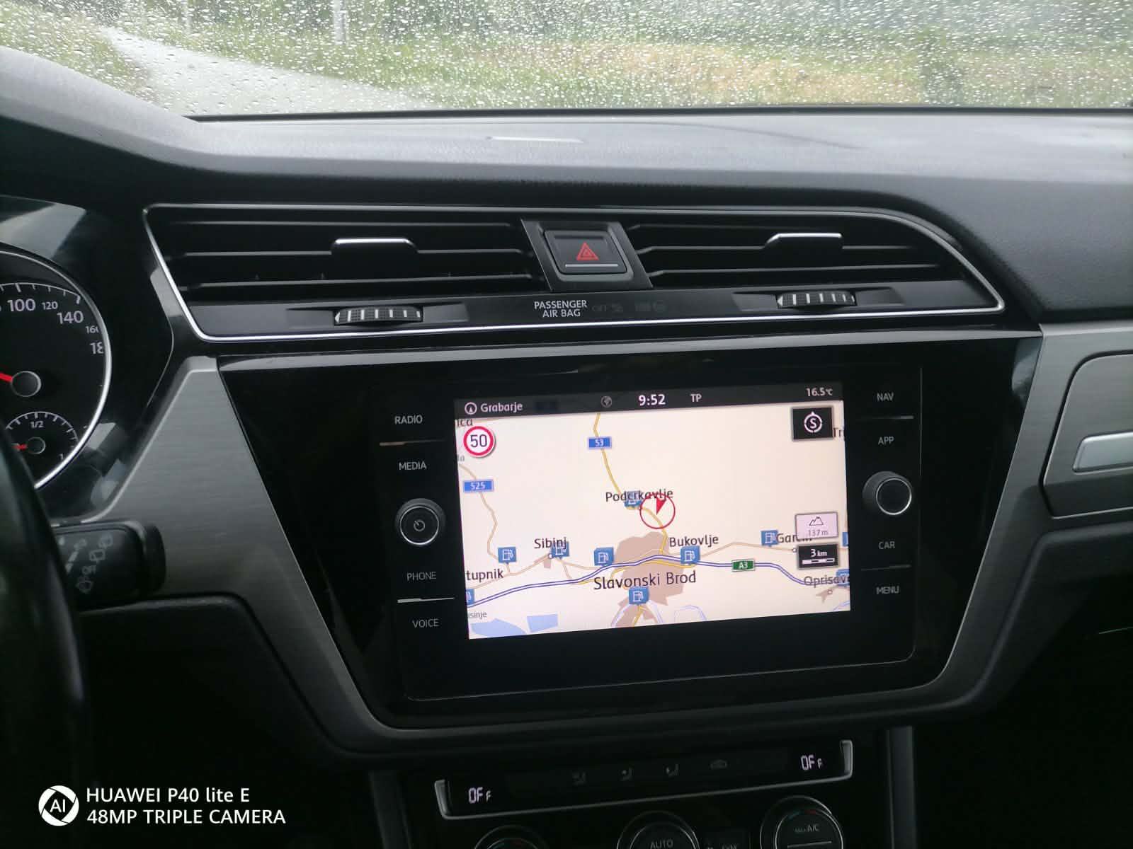 VW Touran 1,6 TDI, fotografija 11