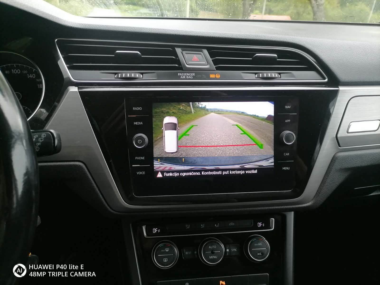 VW Touran 1,6 TDI, fotografija 12