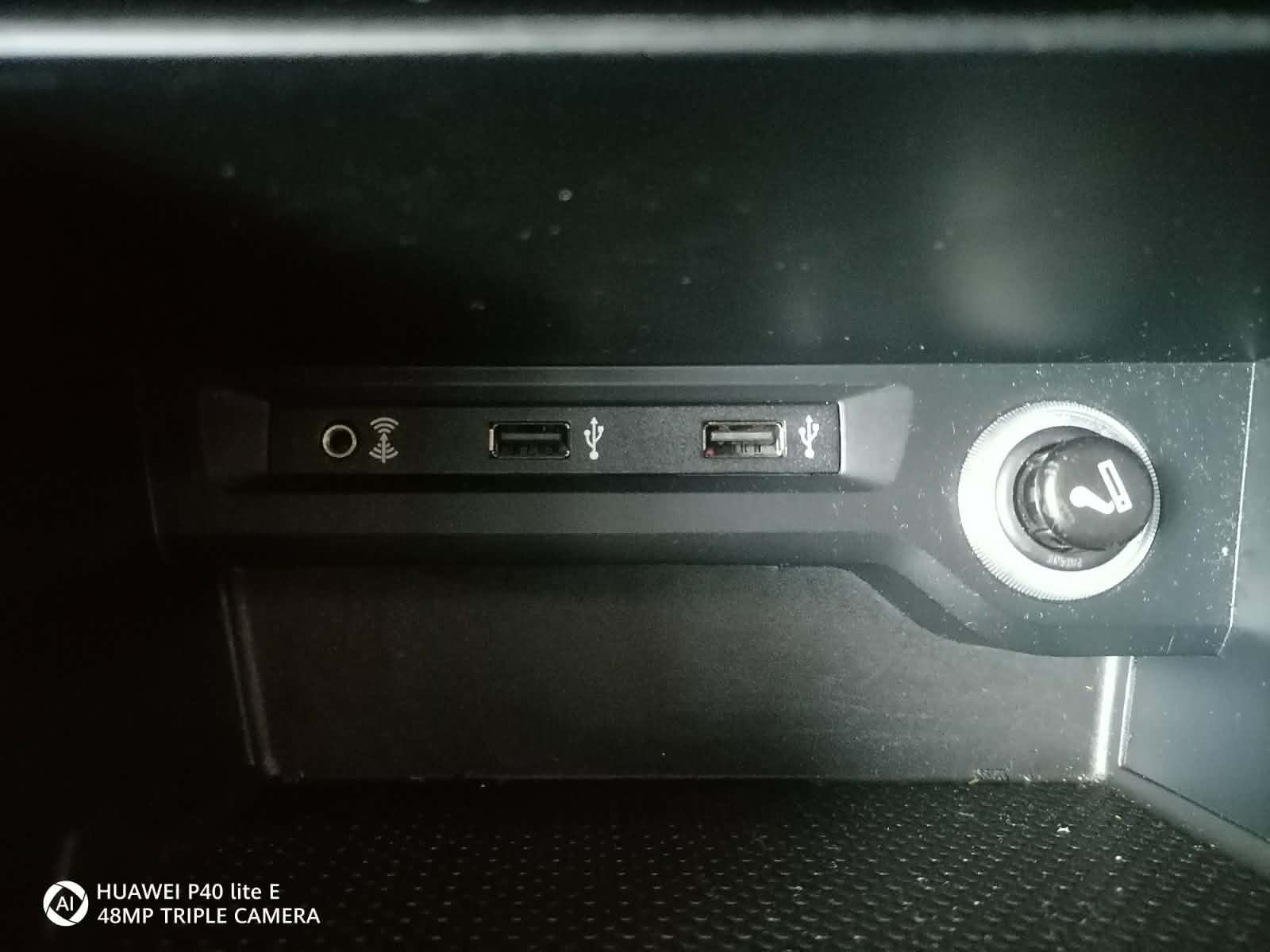 VW Touran 1,6 TDI, fotografija 17