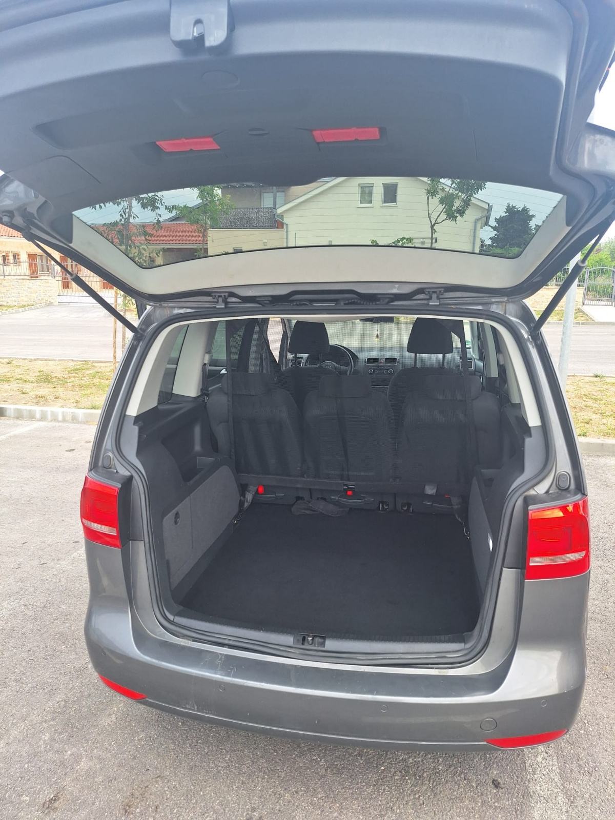 VW Touran 1,6 TDI, fotografija 6