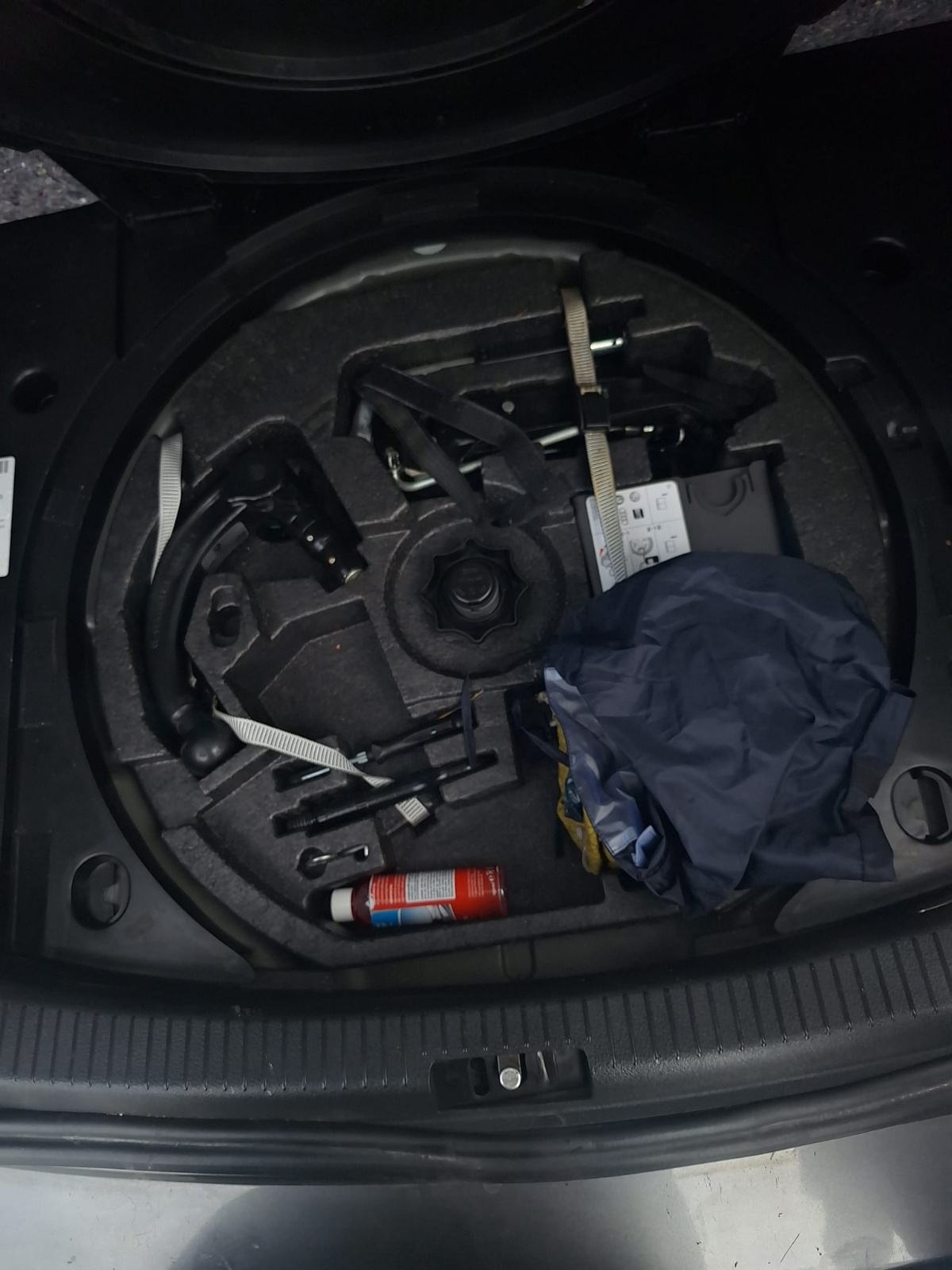 VW Touran 1,6 TDI, fotografija 7