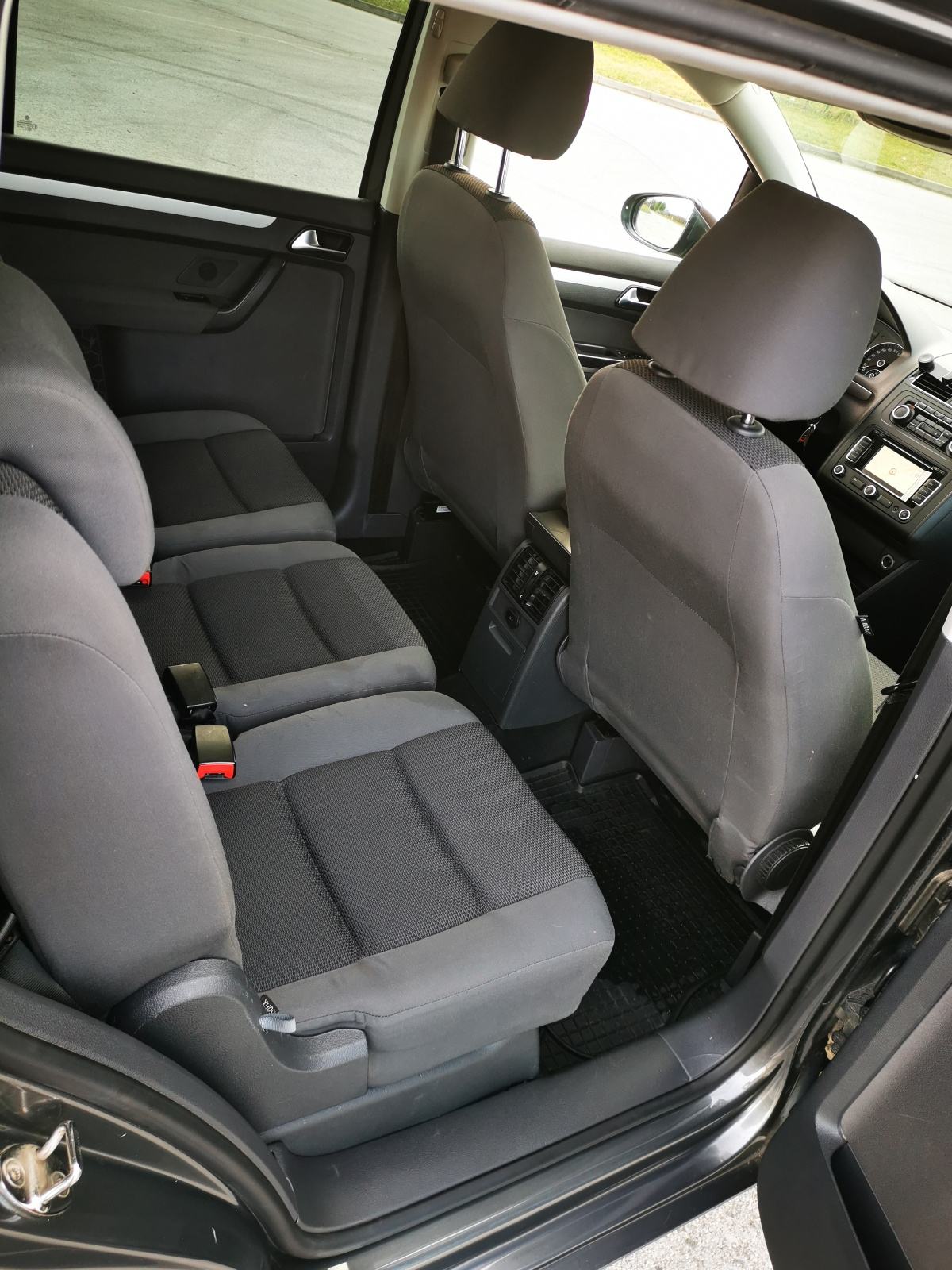 VW Touran 1,6 TDI, fotografija 12