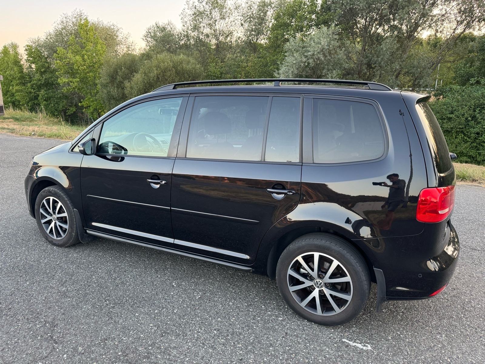 VW Touran 1,6 TDI 2014god, fotografija 7