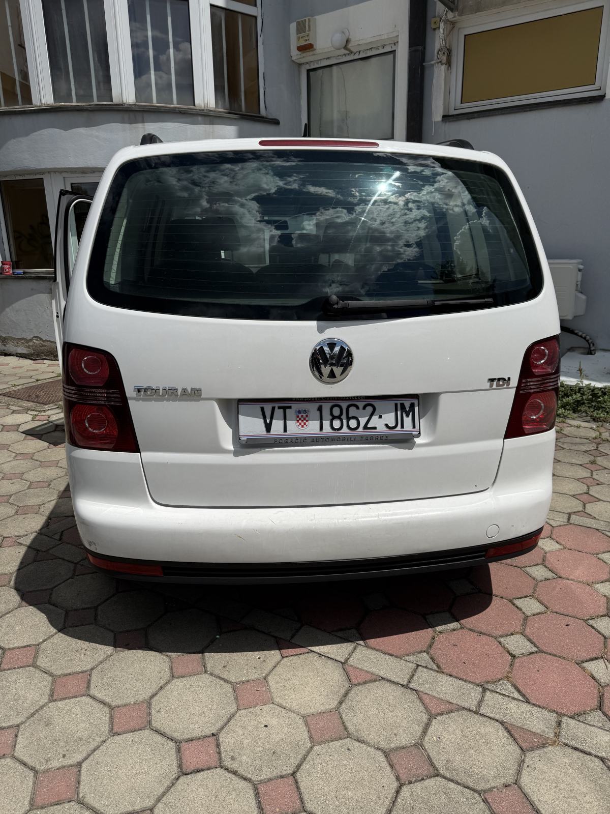 VW Touran 1,9 TDI cijena s pdv, fotografija 2