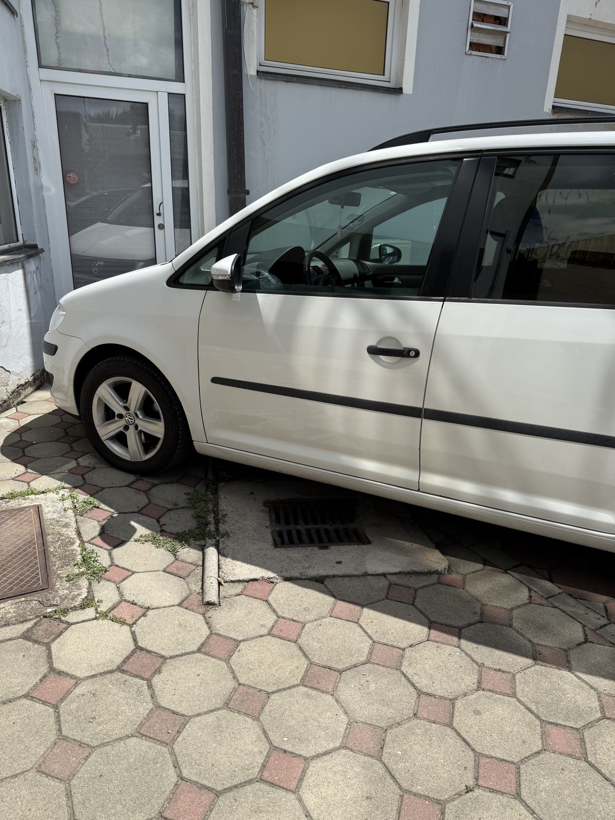 VW Touran 1,9 TDI cijena s pdv, fotografija 4