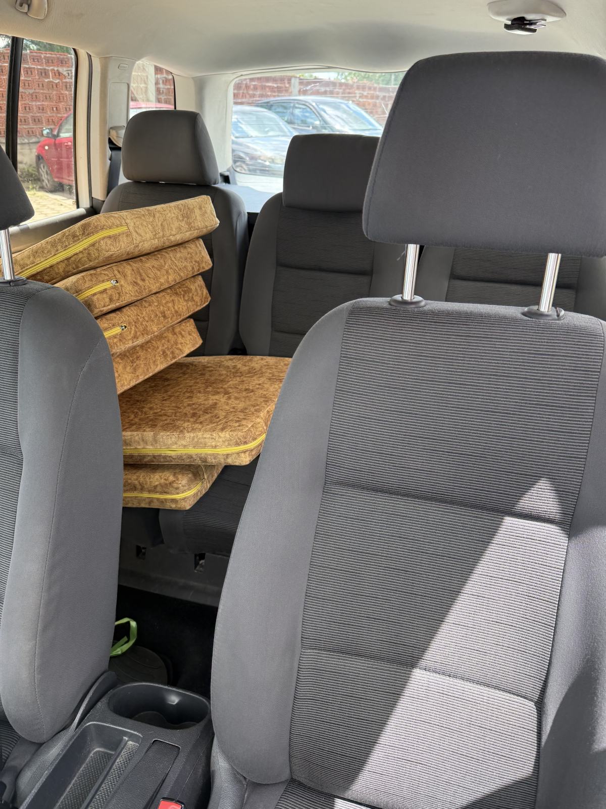 VW Touran 1,9 TDI cijena s pdv, fotografija 8