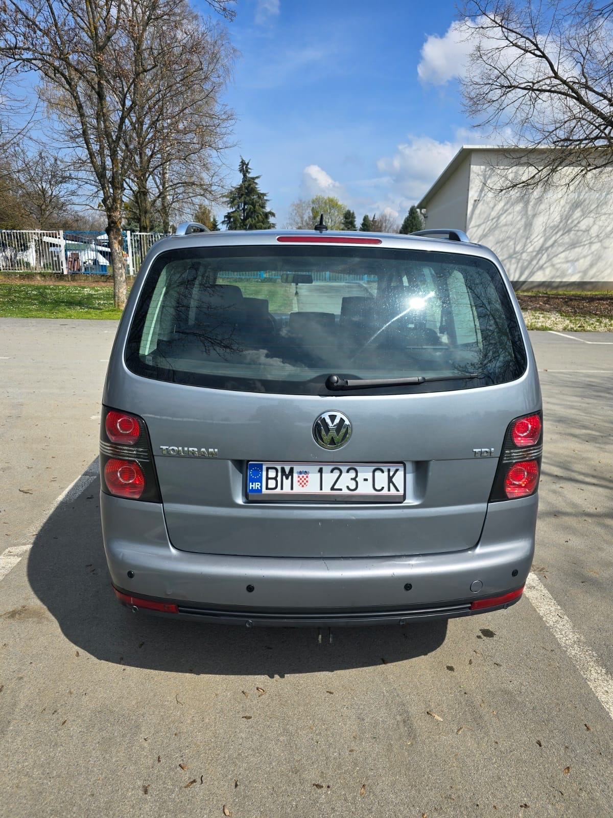 VW Touran 1,9 TDI, fotografija 5