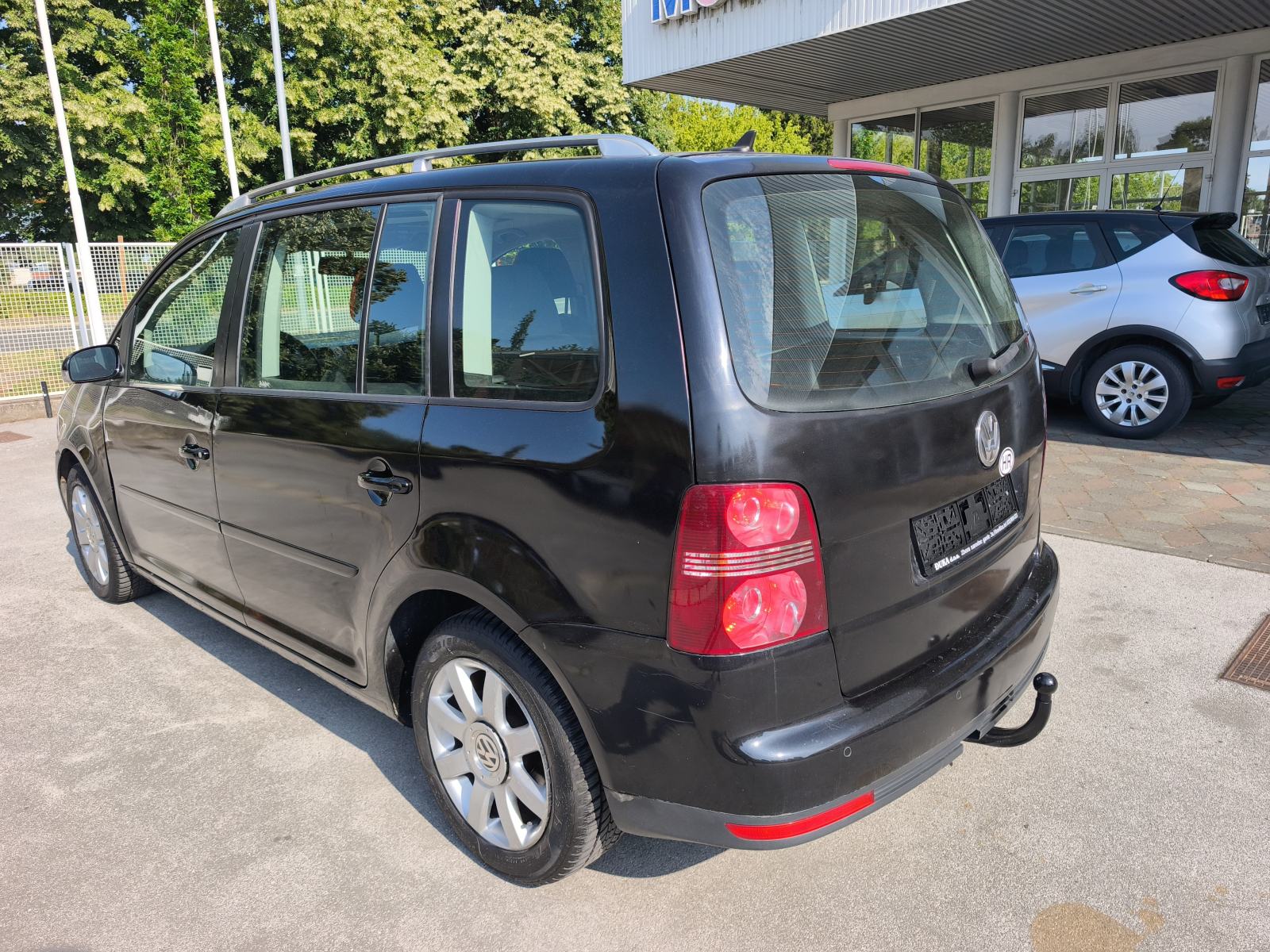 VW Touran 2,0 TDI 6 BZINA SENZORI TEMPOMAT AUTOMATSKA KLIMA, fotografija 9