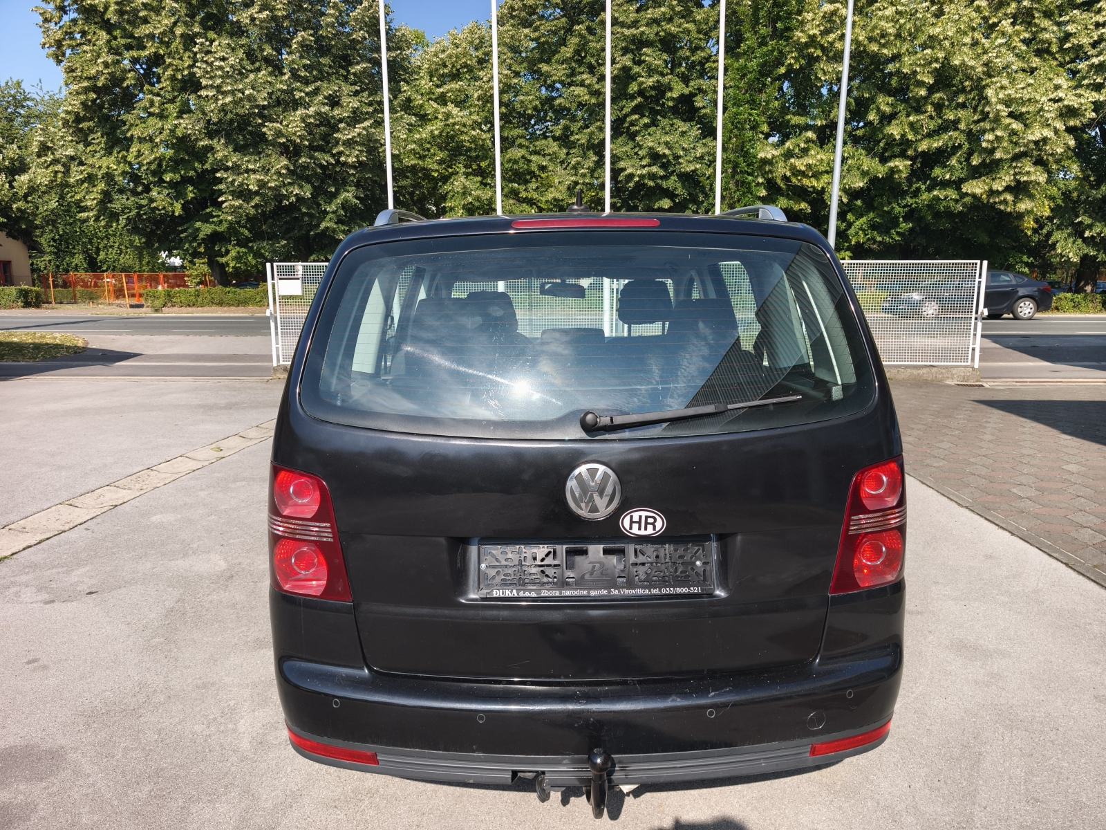 VW Touran 2,0 TDI 6 BZINA SENZORI TEMPOMAT AUTOMATSKA KLIMA, fotografija 10